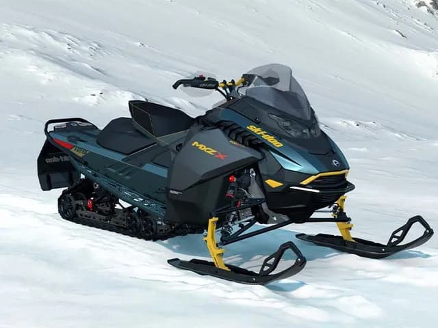 Ski‑Doo MXZ X 2026 — снегоход для максимальной точности на трейле