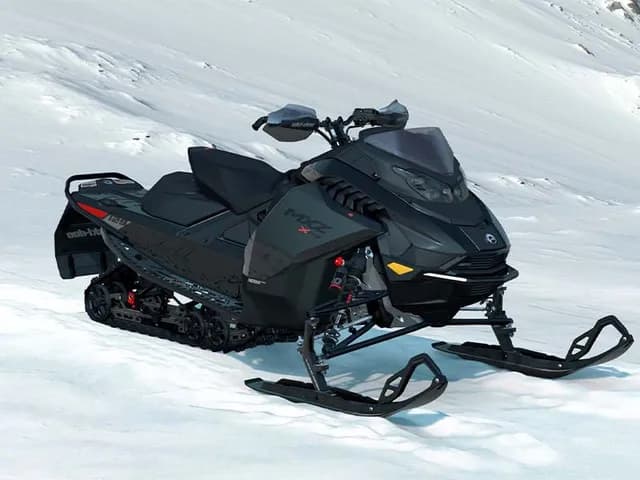 Ski‑Doo MXZ X‑RS 2026 — снегоход, вдохновлённый гонками